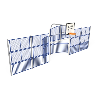 Το Vancouver Arena είναι μια ευέλικτη, αυτοτελής κατασκευή πολλαπλών αθλημάτων για μπάσκετ, χάντμπολ και ποδόσφαιρο, ιδανική για σχολικές αυλές και πάρκα. Με διαστάσεις 11,1 x 3,41 μ., διαθέτει πάνελ ύψους 3 μέτρων για να συγκρατούν τις μπάλες εντός του χώρου παιχνιδιού, μειώνοντας την ανάγκη για πλήρη περίφραξη. Αυτή η ανθεκτική σε βανδαλισμούς κατασκευή περιλαμβάνει μπάρες μείωσης θορύβου κρούσης, ενθαρρύνοντας το παιχνίδι και την κοινωνική αλληλεπίδραση μεταξύ μεγαλύτερων παιδιών και νεαρών εφήβων, ενώ παράλληλα υποστηρίζει την ανάπτυξη σωματικών δεξιοτήτων. Ο επαγγελματικός σχεδιασμός ενισχύει το αίσθημα ιδιοκτησίας και τους δεσμούς με την κοινότητα.