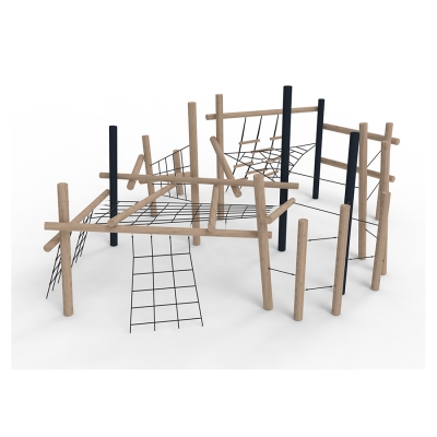 Το Σύστημα Αναρρίχησης «Maxi» ανυψώνει την αίσθηση της περιπέτειας στα παιδιά με ένα ευρύ φάσμα δραστηριοτήτων αναρρίχησης και ισορροπίας. Εκτός από τις σκάλες από σχοινί και τις σκάλες από δοκούς με κλιμακωτά σκαλοπάτια, προσφέρει δίχτυα αναρρίχησης, διαδρόμους ισορροπίας και δοκούς που προκαλούν. Το μεγάλο οριζόντιο δίχτυ, που τέμνεται από δοκούς, προσθέτει ένα επιπλέον επίπεδο δυσκολίας στην πλοήγηση, ενώ ένα δίχτυ σαν ιστός αράχνης αυξάνει τη συγκίνηση του ύψους και ενθαρρύνει γενναία εξερευνητικά ταξίδια. Το παιχνίδι σε αυτό το σύστημα ενισχύει τις κινητικές δεξιότητες των παιδιών, την ικανότητα εκτίμησης αποστάσεων και τη σωματική δύναμη. Το Σύστημα Αναρρίχησης «Maxi» μπορεί να φιλοξενήσει πολλά παιδιά και υποστηρίζει την κοινωνική αλληλεπίδραση μέσω της συνεργασίας, της ανταλλαγής, του σχεδιασμού και του ελεύθερου παιχνιδιού σε ένα διασκεδαστικό και διεγερτικό περιβάλλον.