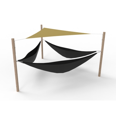 Το μικρό σύστημα αιώρας αποτελεί μια ζεστή προσθήκη σε κάθε παιδική χαρά. Με ένα σκίαστρο οροφής, προσφέρει προστασία από τον ήλιο, καθιστώντας το ένα ασφαλές και άνετο σημείο για παιχνίδι ή χαλάρωση. Είναι το ιδανικό μέρος για να χαλαρώσετε, να διαβάσετε ή απλώς να απολαύσετε τον καθαρό αέρα με φίλους. Οι αιώρες ενθαρρύνουν τη χαλάρωση, ενώ το σκίαστρο εξασφαλίζει χρηστικότητα όλη την ημέρα, ακόμα και το μεσημέρι. Εκτός από την παροχή ενός ήρεμου χώρου, η αιώρα βοηθά επίσης τα παιδιά να εξασκήσουν την ισορροπία τους και την αντίληψη του χώρου. Αυτή η απλή προσθήκη μπορεί να γίνει ένα κεντρικό σημείο συνάντησης, ενισχύοντας την κοινότητα και την αλληλεπίδραση μεταξύ ηλικιακών ομάδων.